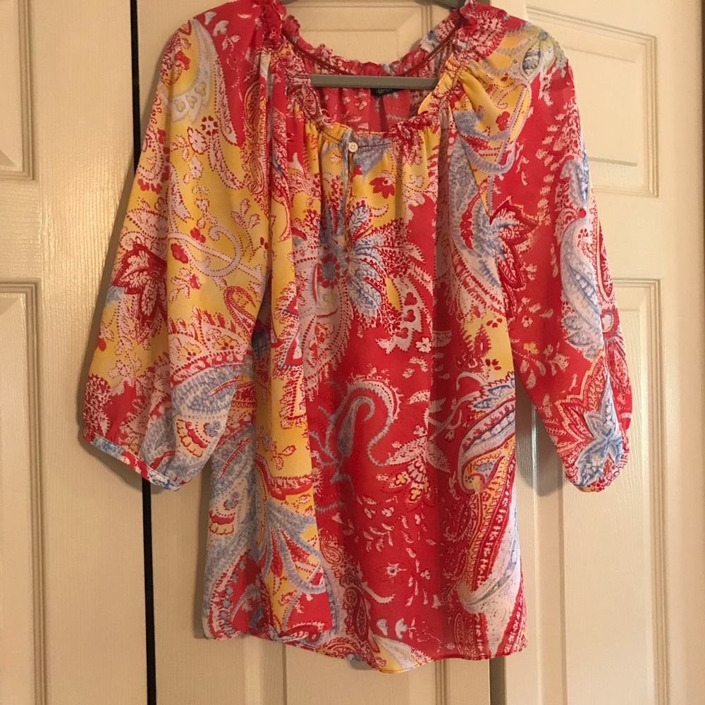💐CHAPS silky L/S top Sz L. Gorgeous colors!